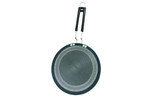Make Every Flip Count – DesiDine Scratch-Resistant Honeycomb Tawa