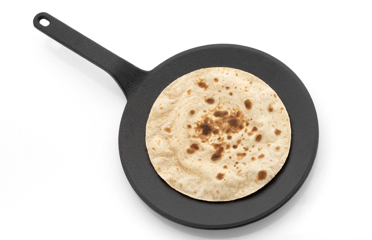 DesiDine Pre-Seasoned Cast Iron Roti Tawa with Long Handle, 10 Inches (25 cm)